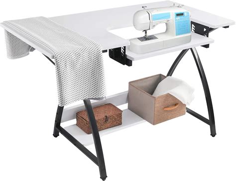 tailoring machine with table